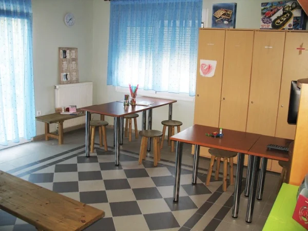 kentro-imerisias-frontidas-kai-stiriksi-oikogeneias-protovoulia-gia-to-paidi-gallery-1